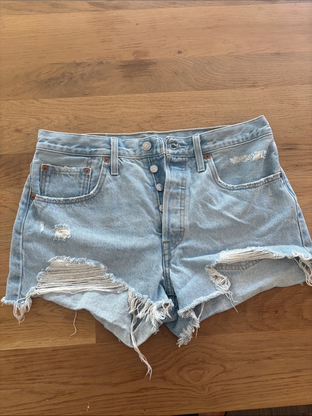 Women’s Levi shorts